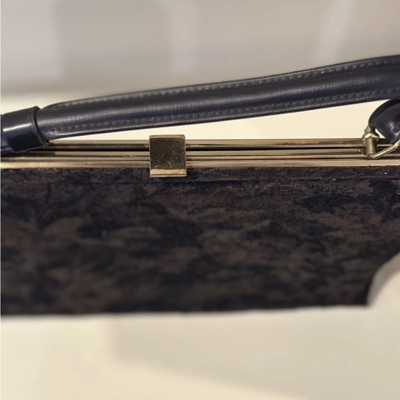 Classic Black Top-Handle Women’s Bag - Picture 11 of 11